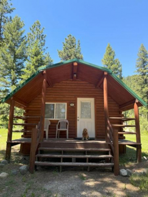 Lost Horse Lodge Double Queen Cabin 16 - PetsOK